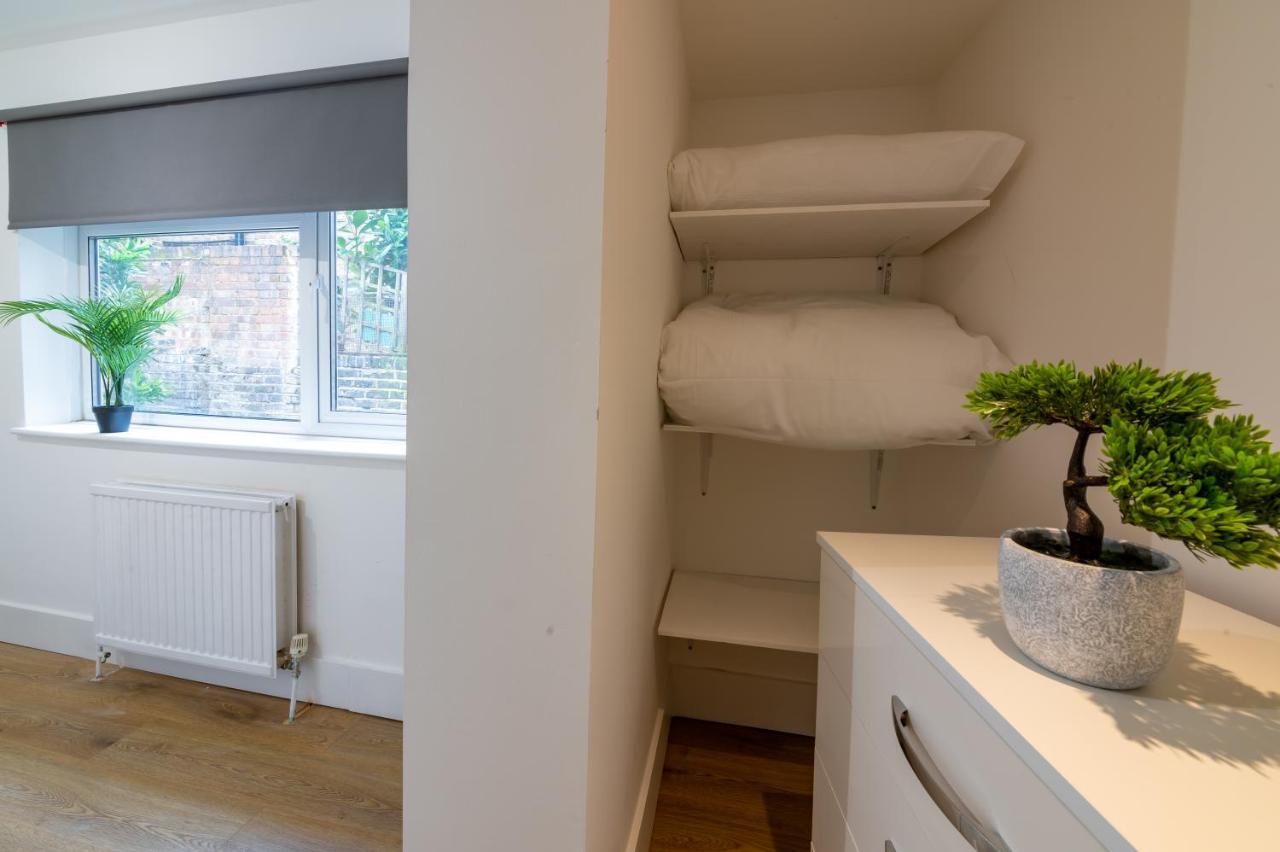 Stylish 2 Bedrooms Little Venice - 44 런던 외부 사진